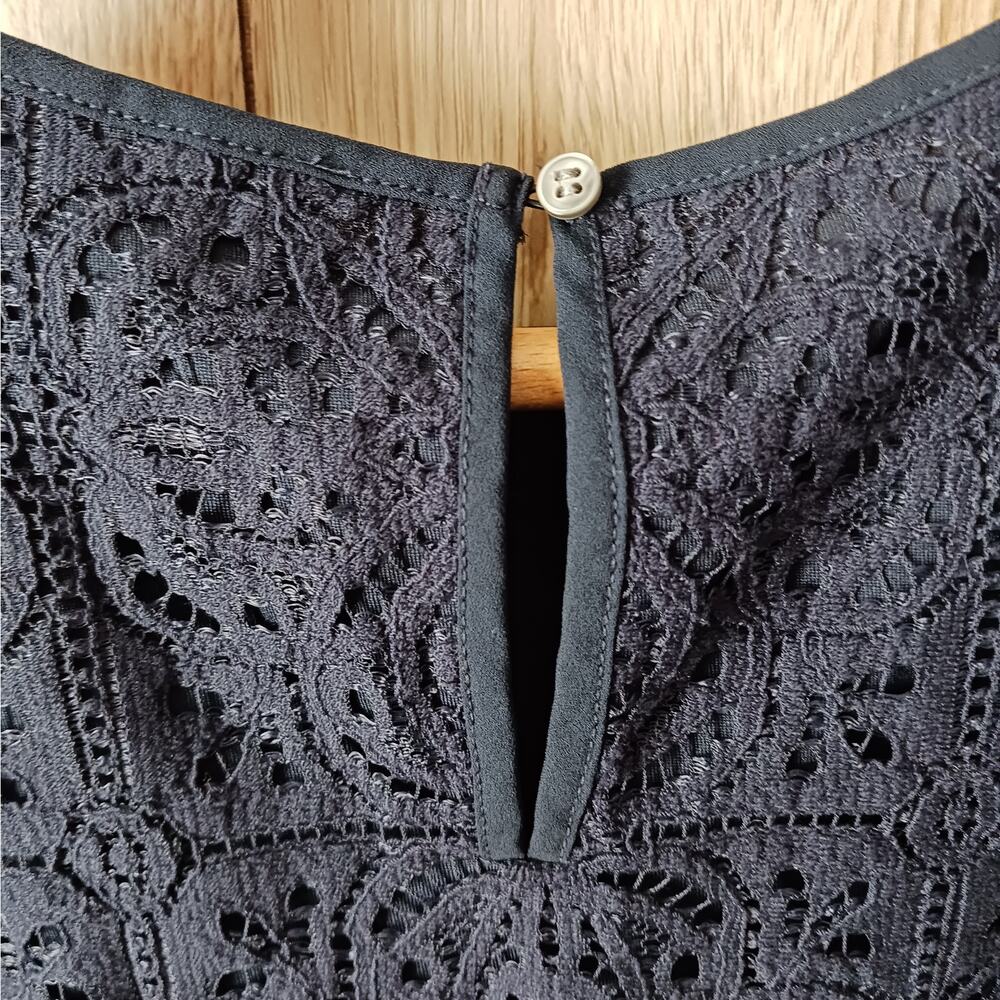 Loft Lace Overlay Tank Top Blouse Navy Blue Size XS - Picture 5 of 8